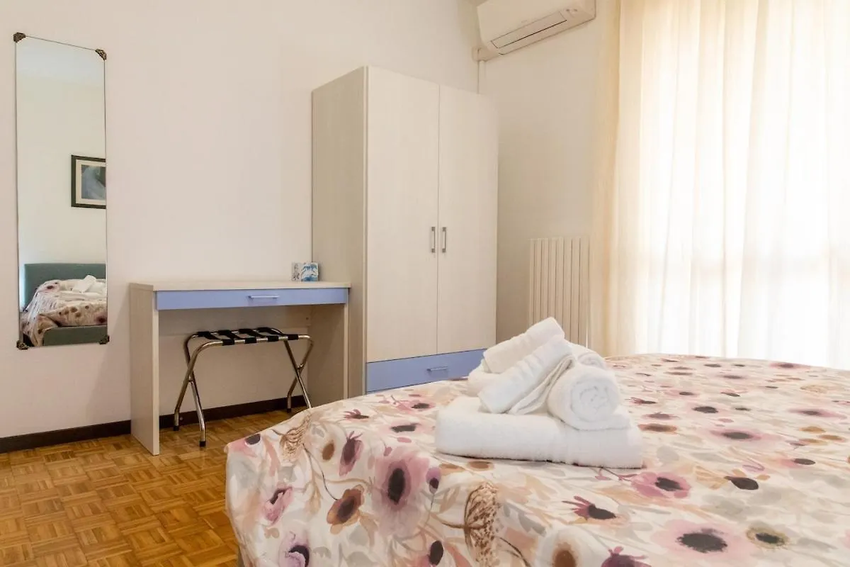 Fiori Del Lario Sub6 110 Mq Fiera Rho Milano Como Mpx Cesate Apartamento